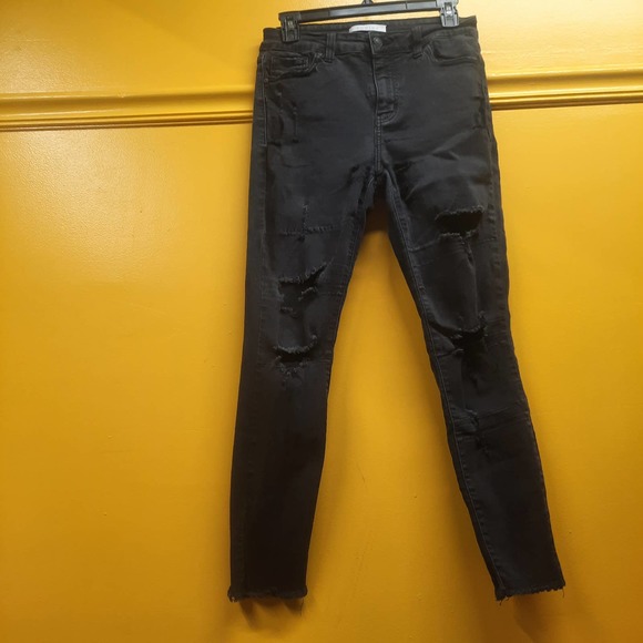 Eunina Clara Distressed High Rise Skinny Crop Jeans Womens Black Pants Size 7 - Picture 1 of 8